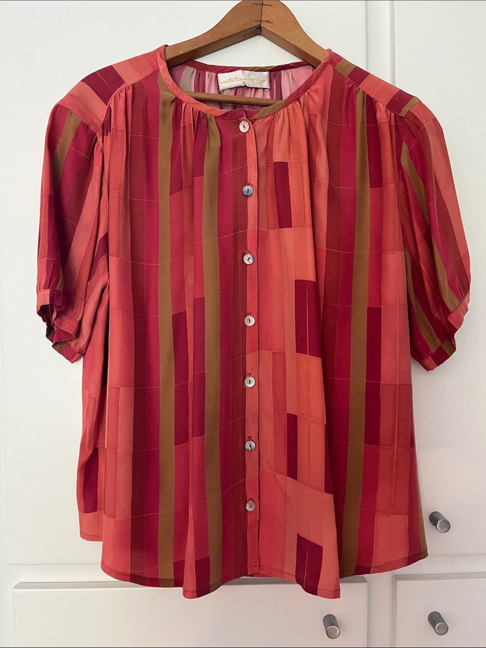 Natalie Martin. 100% Silk Violet Top. Size small.